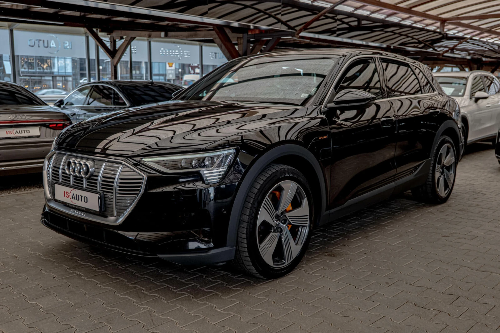 Audi E-Tron 55/95kWh/Quattro/Advance/Камера/Distronic/Lane Ass, снимка 1