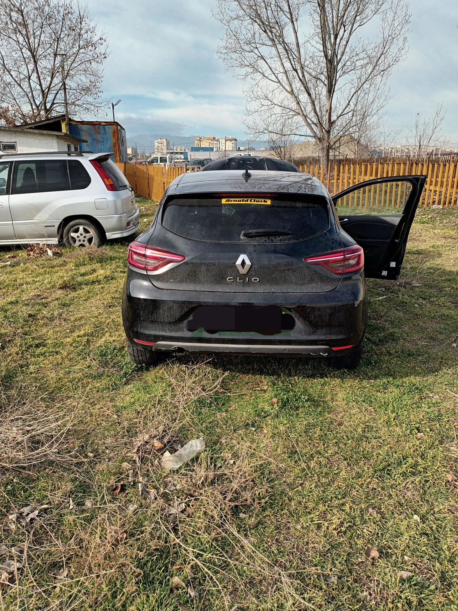 Renault Clio Iconic Tce - изображение 5