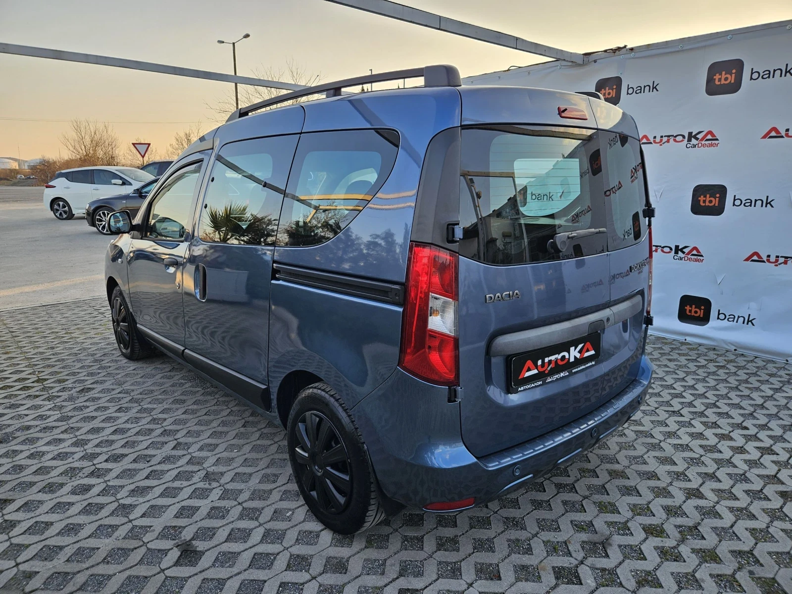 Dacia Dokker 1.5DCI-90кс= ПАРКТРОНИК= НАВИ= КЛИМАТИК - изображение 5