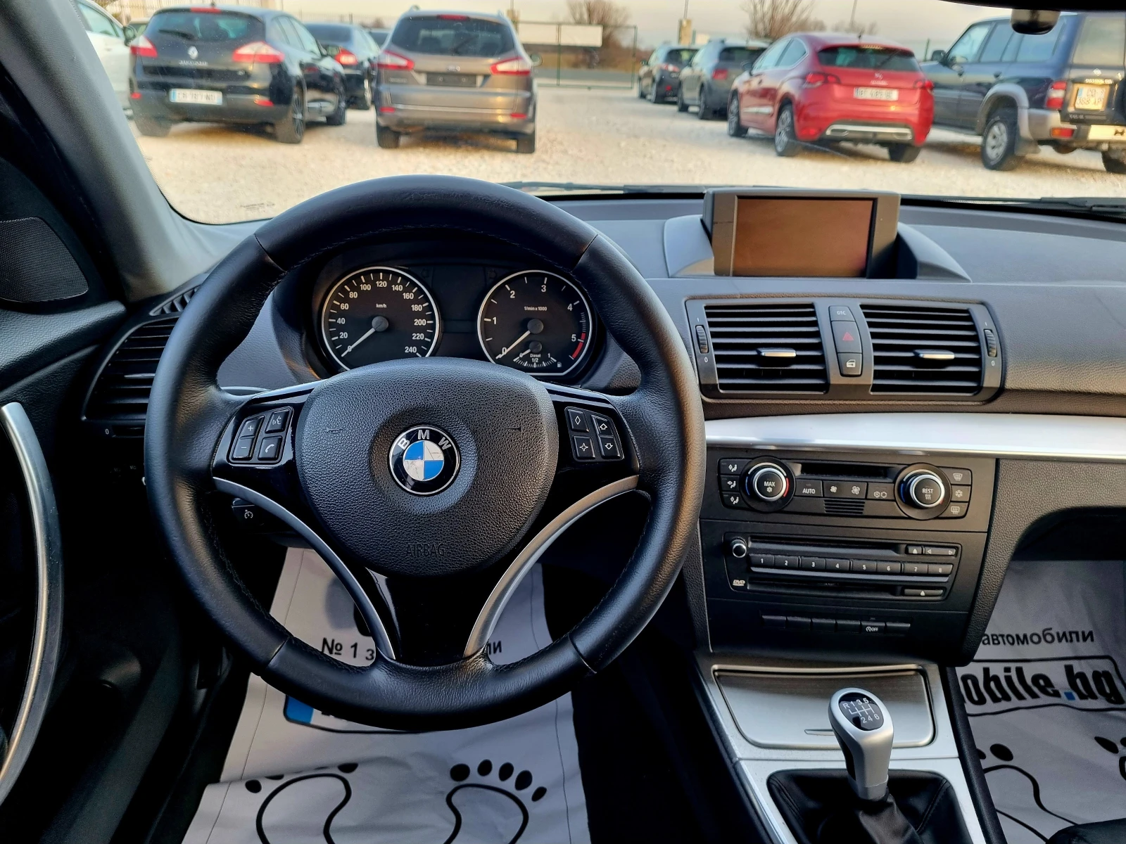 BMW 118 2.0 D Navi 143ks. Facelift  | Mobile.bg   11