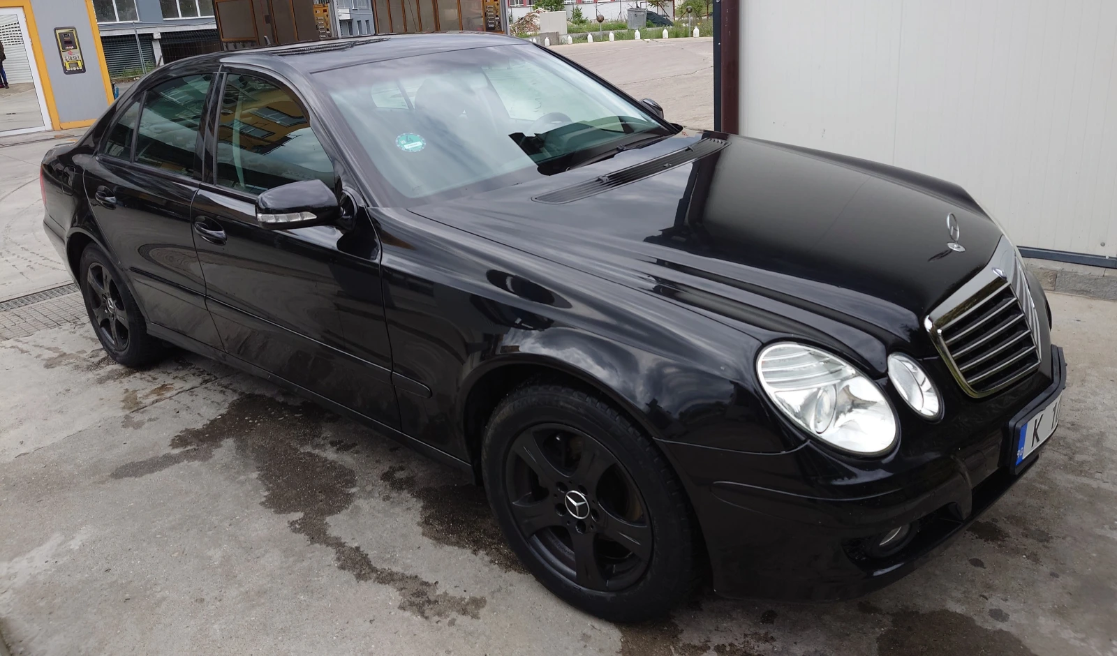 Mercedes-Benz E 200  - изображение 3