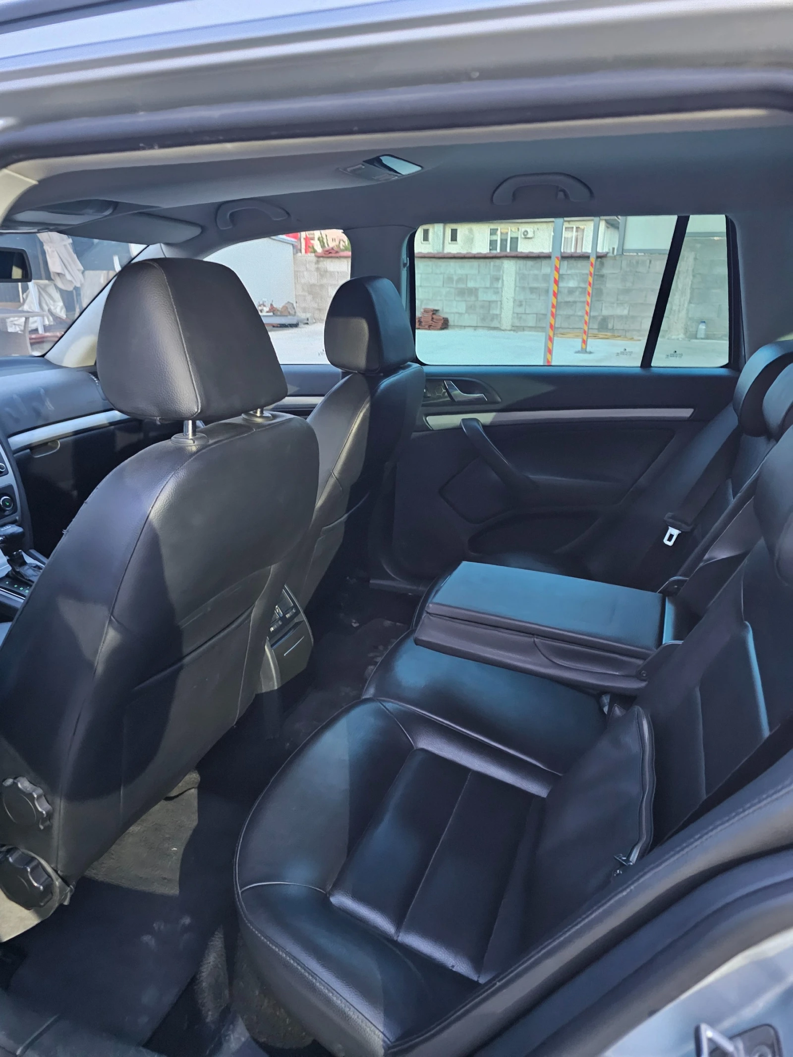 Skoda Octavia 1.6 TDI Автоматик, подгряване, автопилот - изображение 9