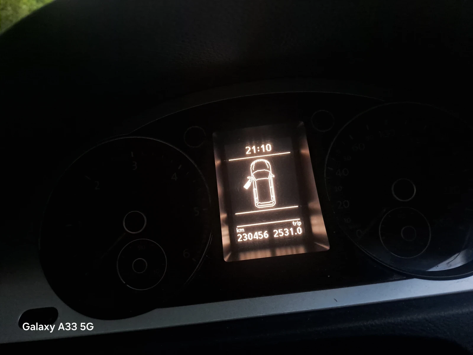 VW Passat Б6 - изображение 4