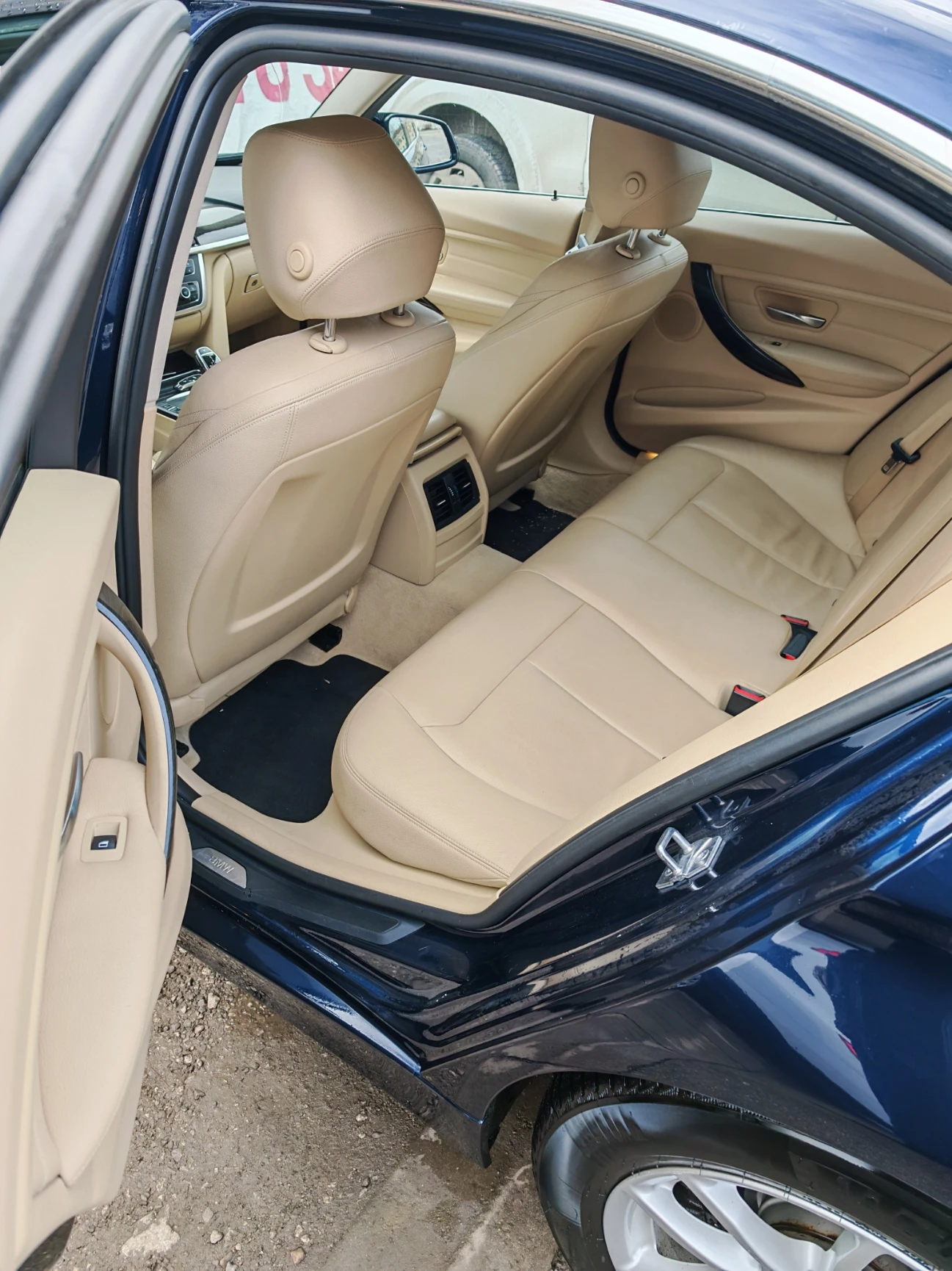 BMW 320 | Mobile.bg   11