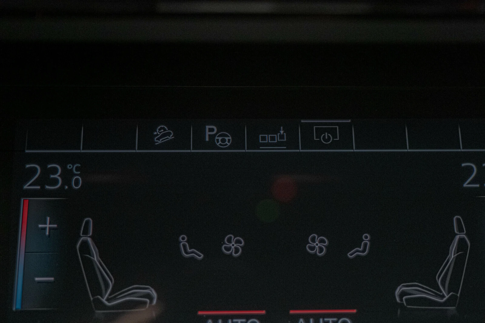 Audi E-Tron 55/95kWh/Quattro/Advance//Distronic/Lane Ass | Mobile.bg   14