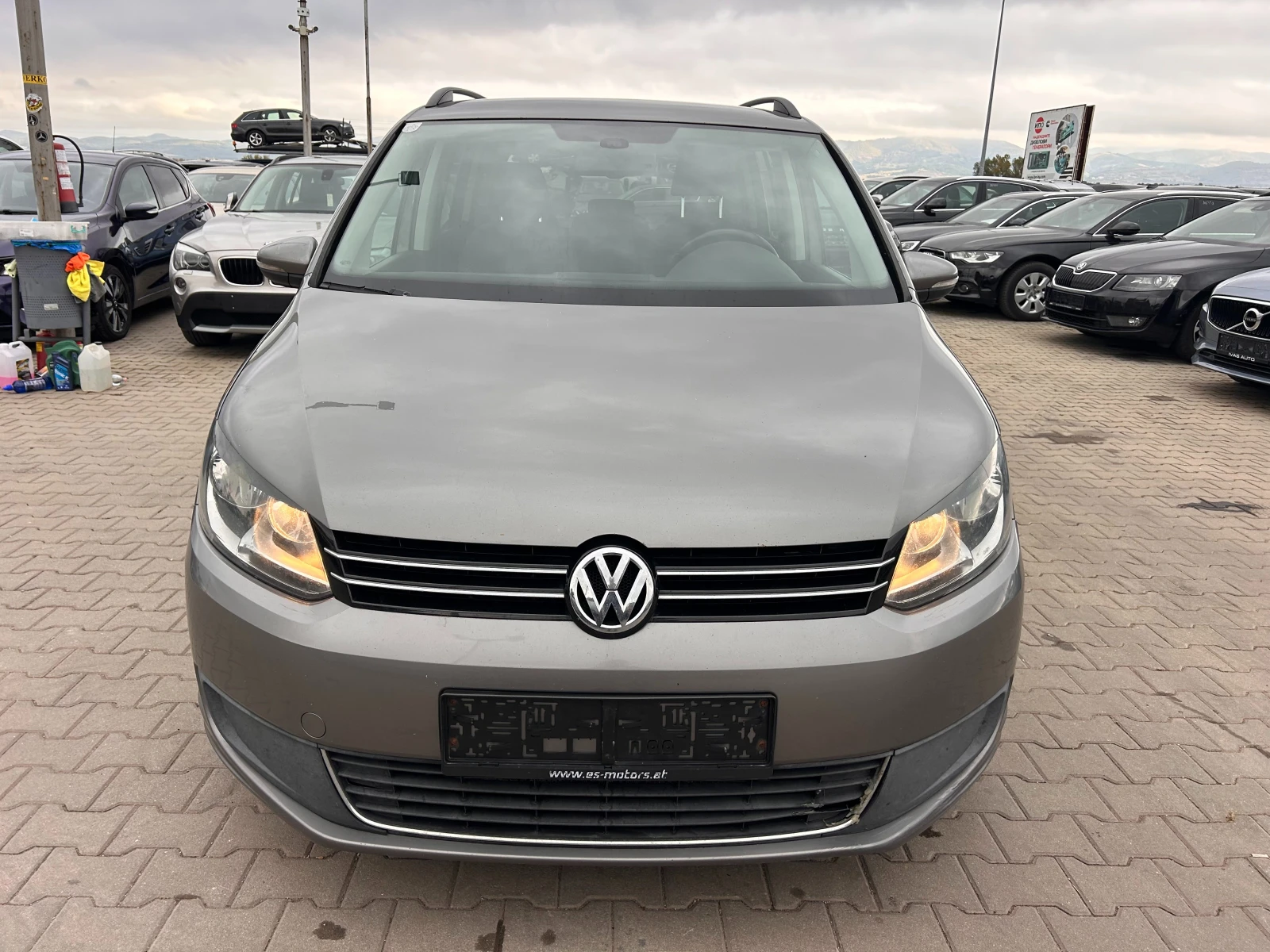 VW Touran 1.6TDI NAVI EURO 5 - изображение 3