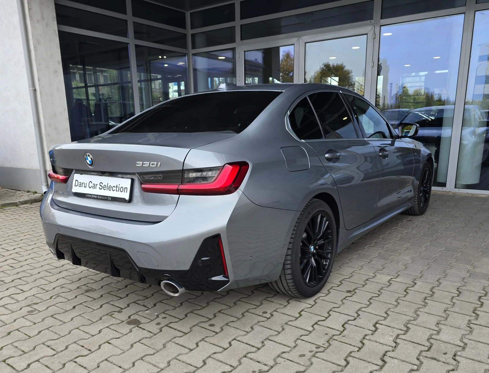 BMW 330 i xDrive Facelift M Paket - изображение 3