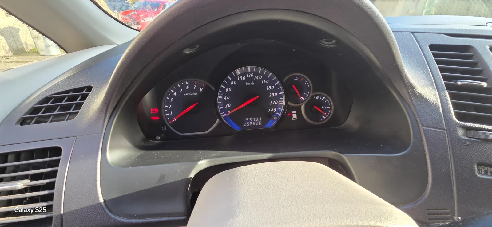 Mitsubishi Grandis  - изображение 8