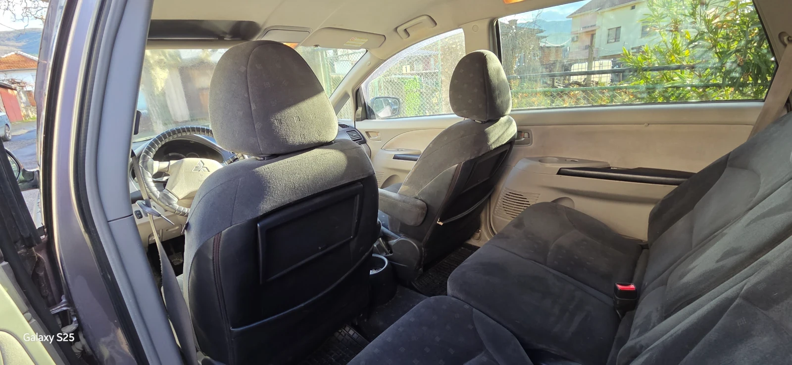 Mitsubishi Grandis  - изображение 6