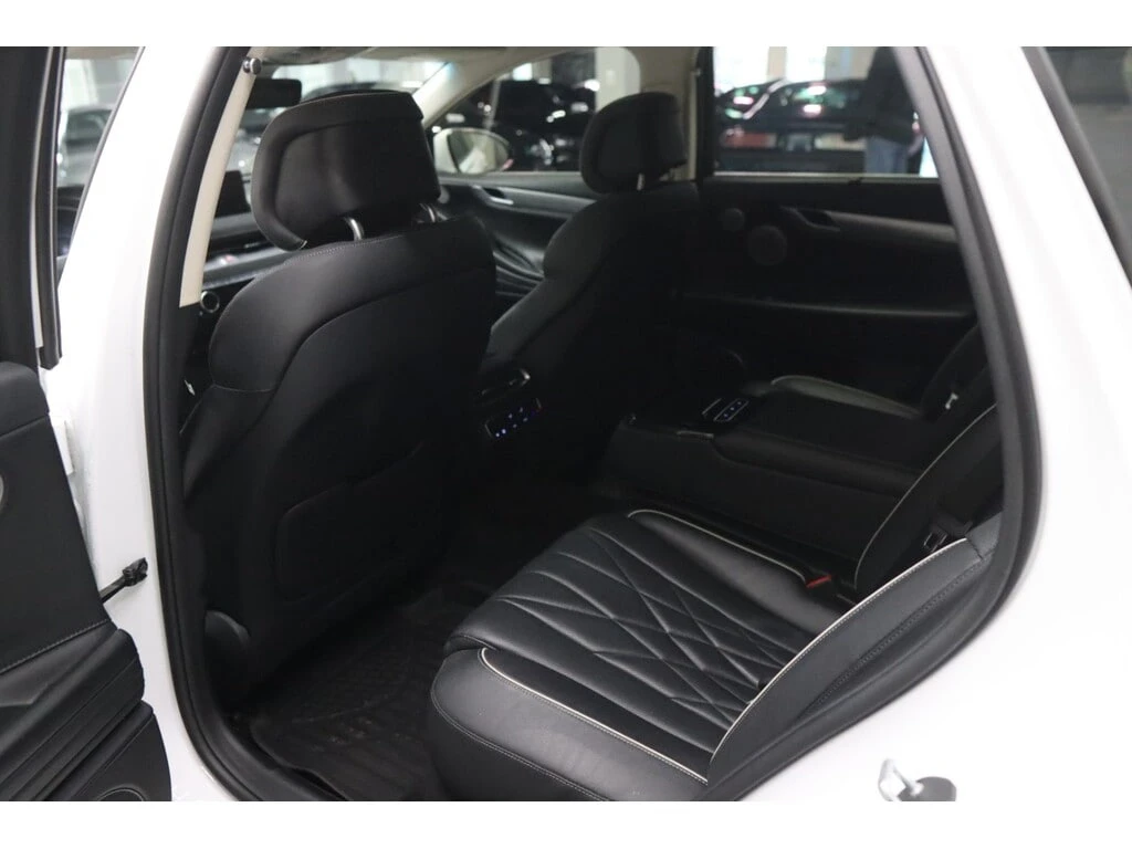 Genesis G80  - изображение 9