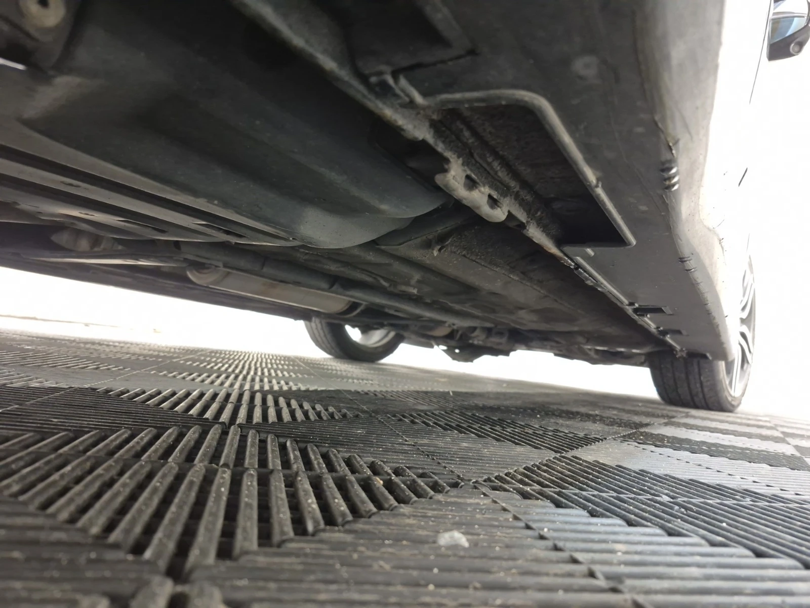 Honda Accord Sedan Sport 2.4 * Сервизна История * Авто Кредит *, снимка 13 - Автомобили и джипове - 53919187