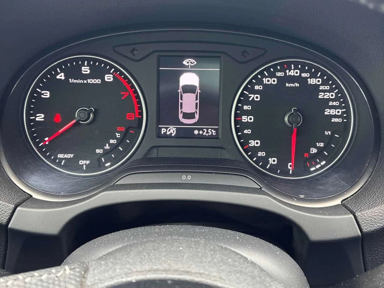 Audi A3 PROGRESSIV /S LINE /Подгрев/Панорама/КЛИП, снимка 7 - Автомобили и джипове - 53990692