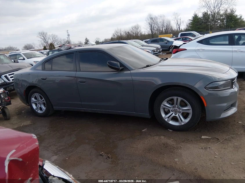 Dodge Charger 3.6l Sxt, снимка 13 - Автомобили и джипове - 54094729