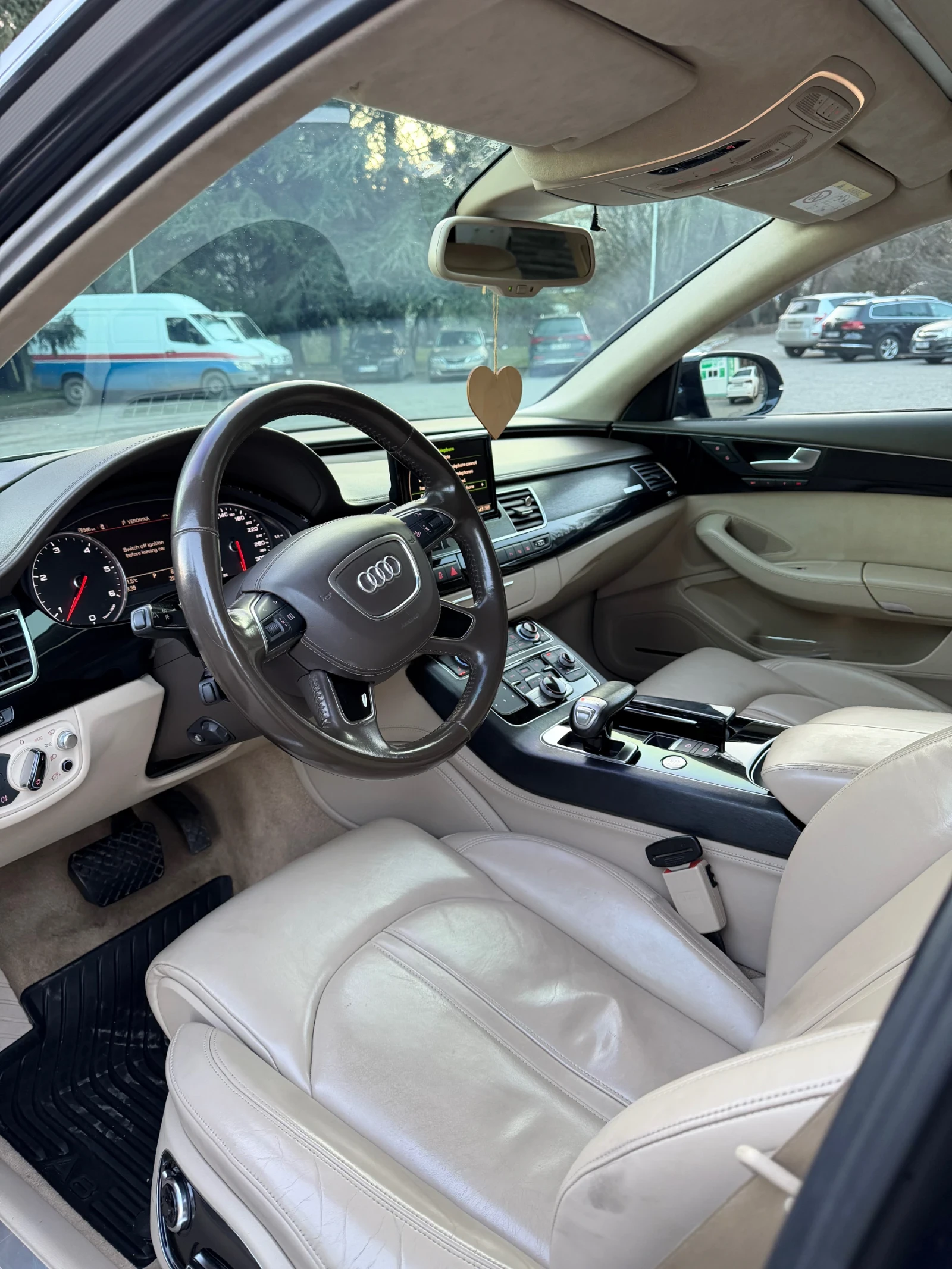 Audi A8 4.2 L, снимка 8 - Автомобили и джипове - 54115161