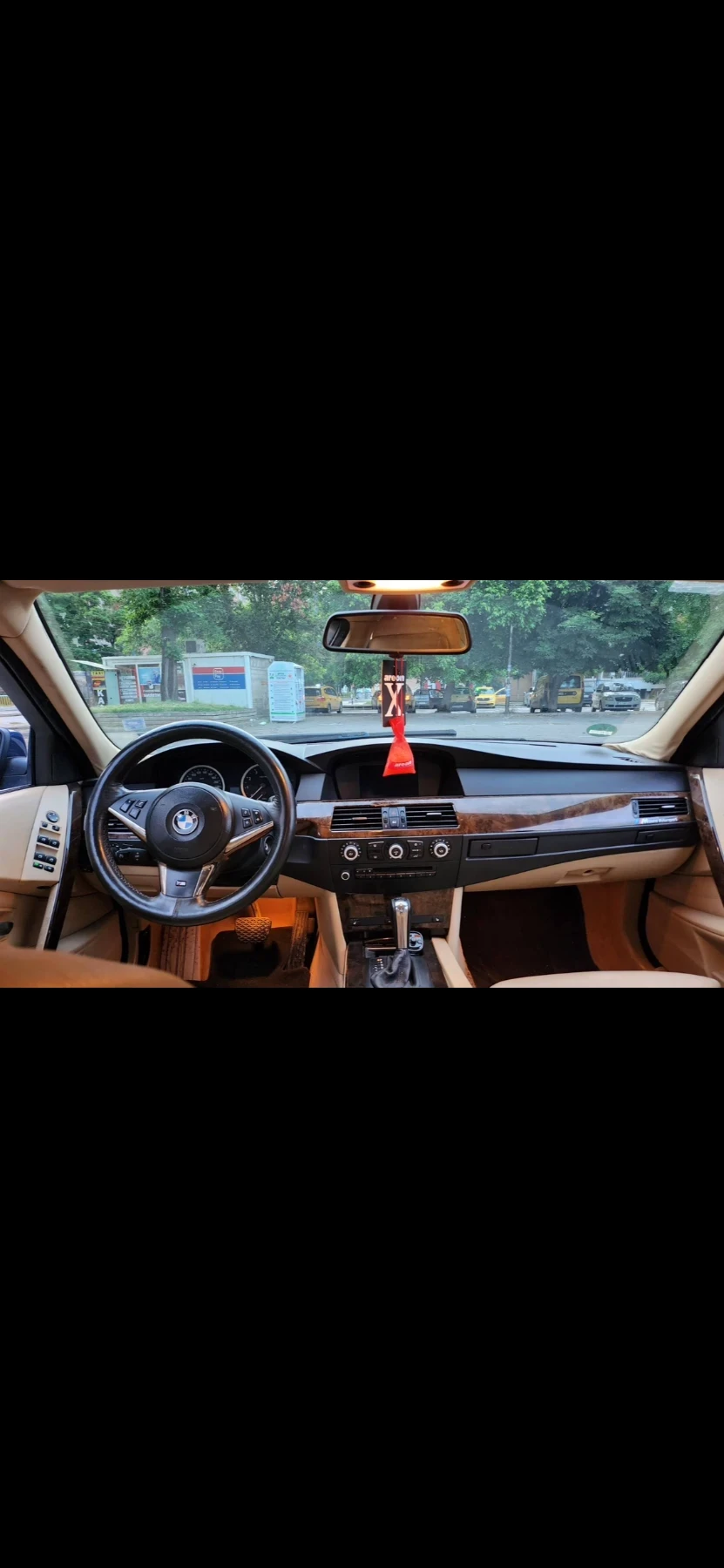 BMW 530     Фейслифт, M пакет, газова уредба, обслужен, снимка 7 - Автомобили и джипове - 54243359