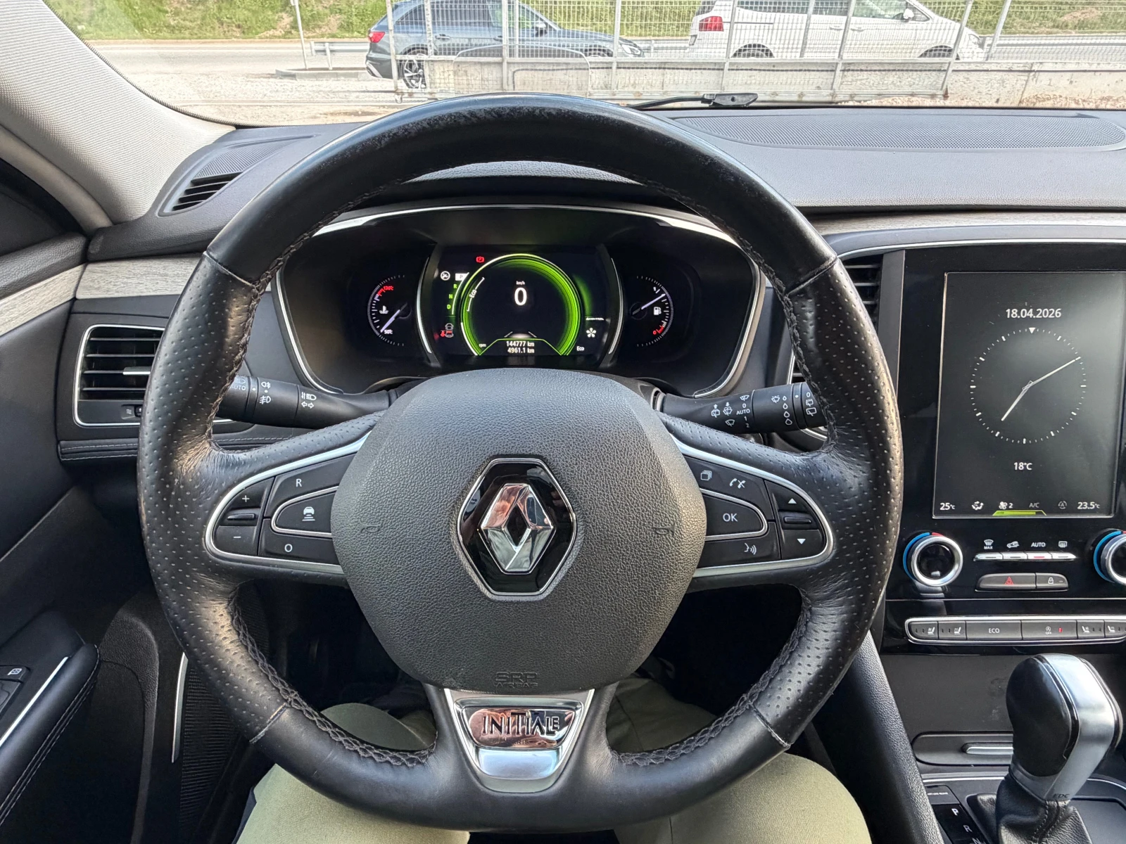 Renault Talisman 1.6DCI* INITIALE PARIS* 4Control* Panorama, снимка 13 - Автомобили и джипове - 54248385