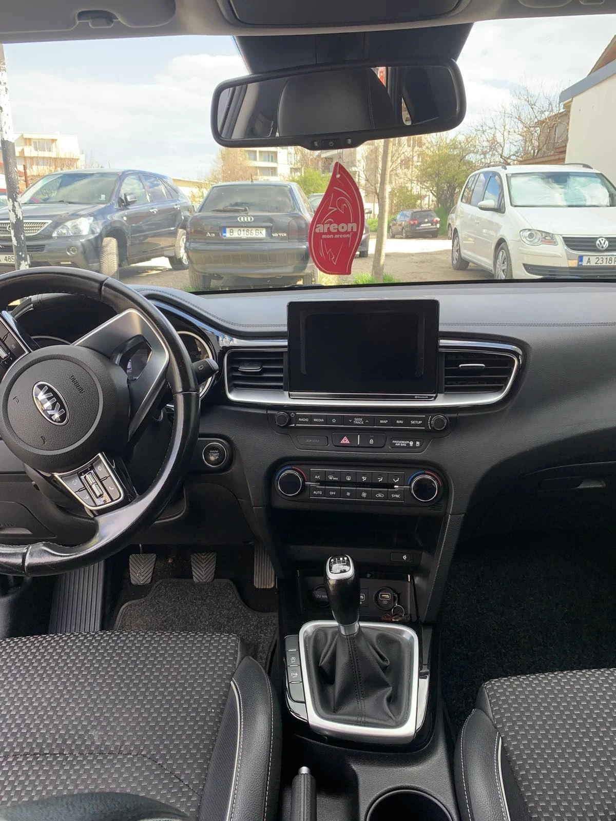 Kia Ceed, снимка 11 - Автомобили и джипове - 54303560
