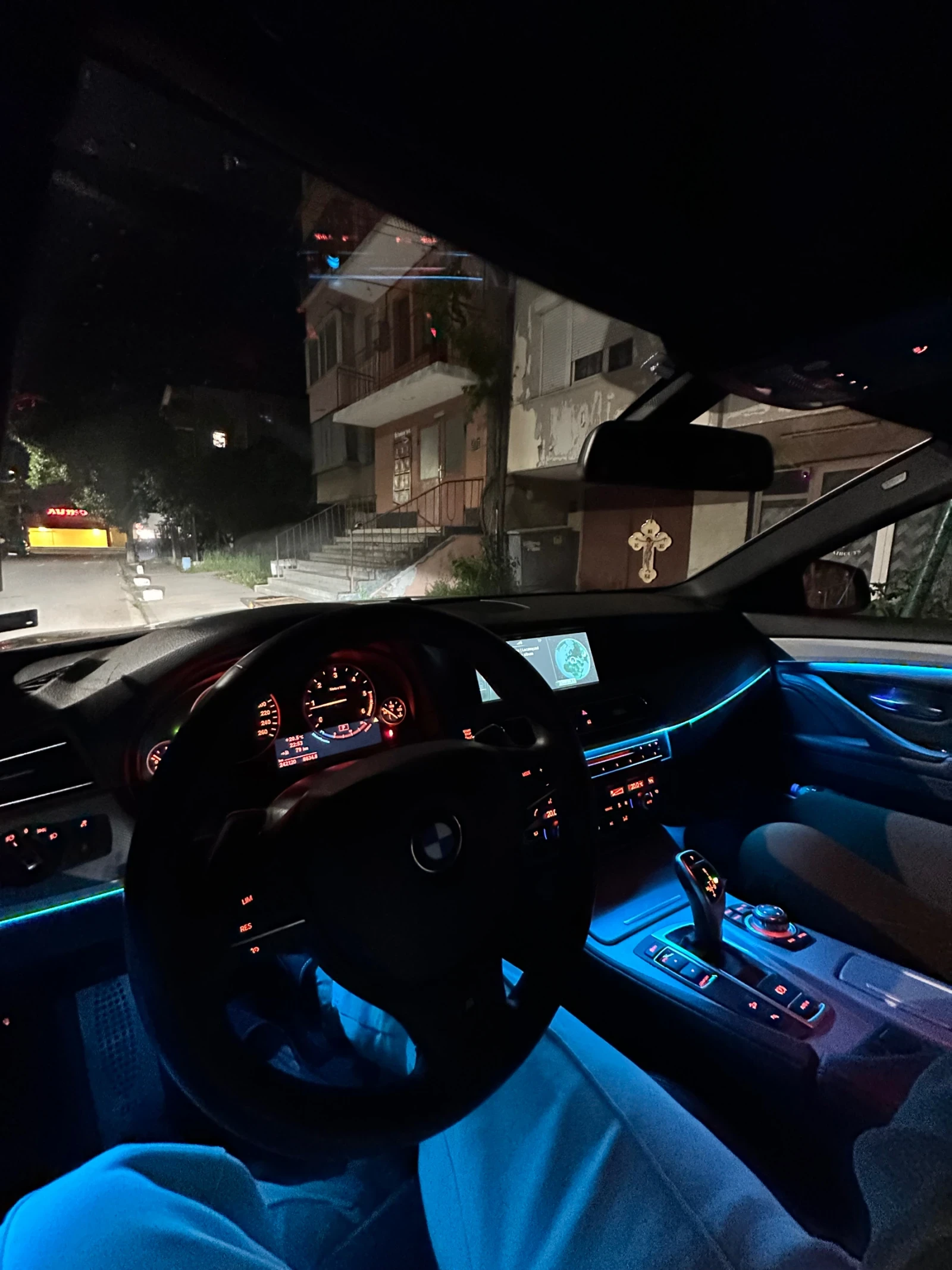BMW 525, снимка 5 - Автомобили и джипове - 54528889