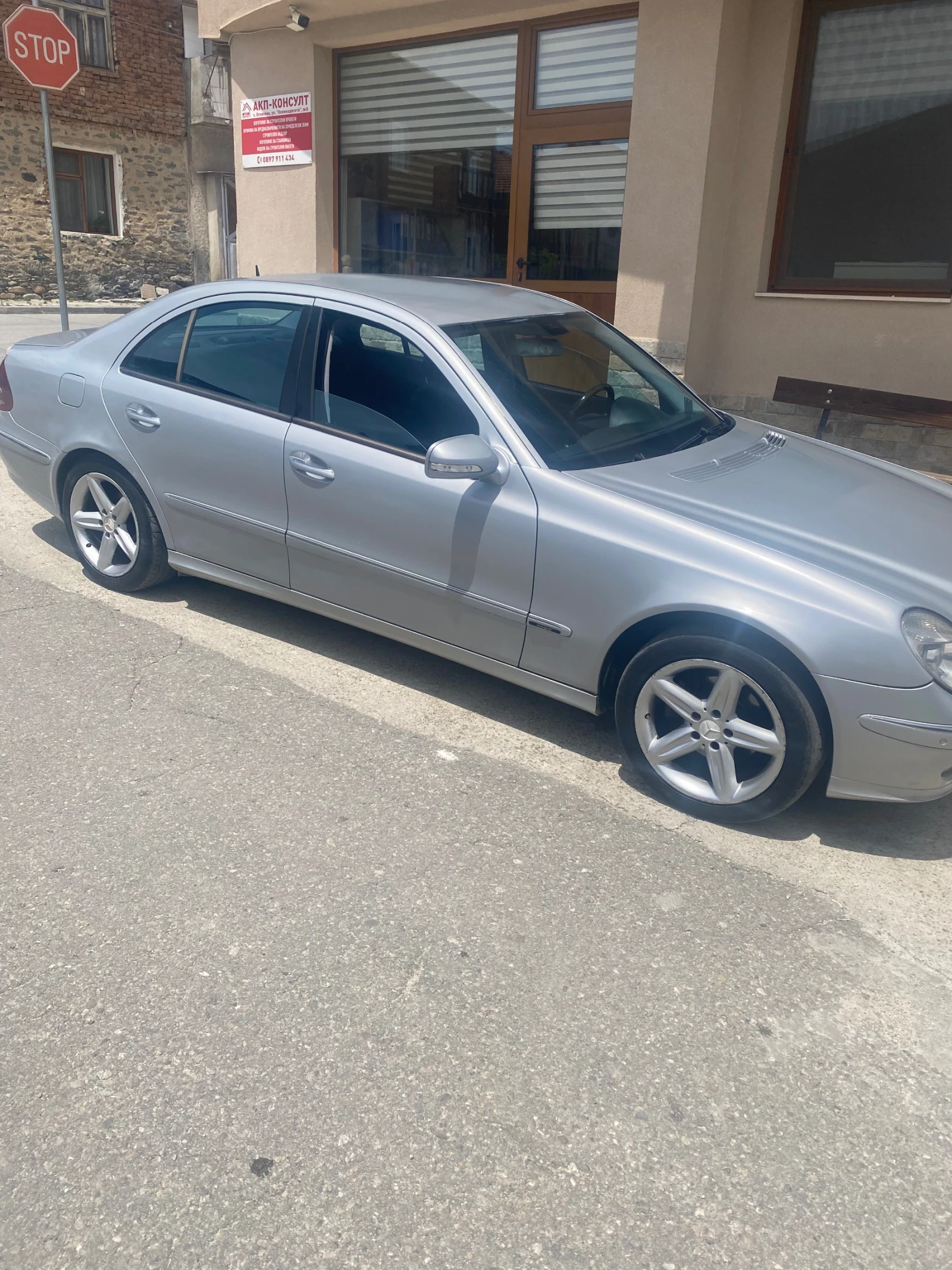 Mercedes-Benz E 270 W211, снимка 8 - Автомобили и джипове - 54934049
