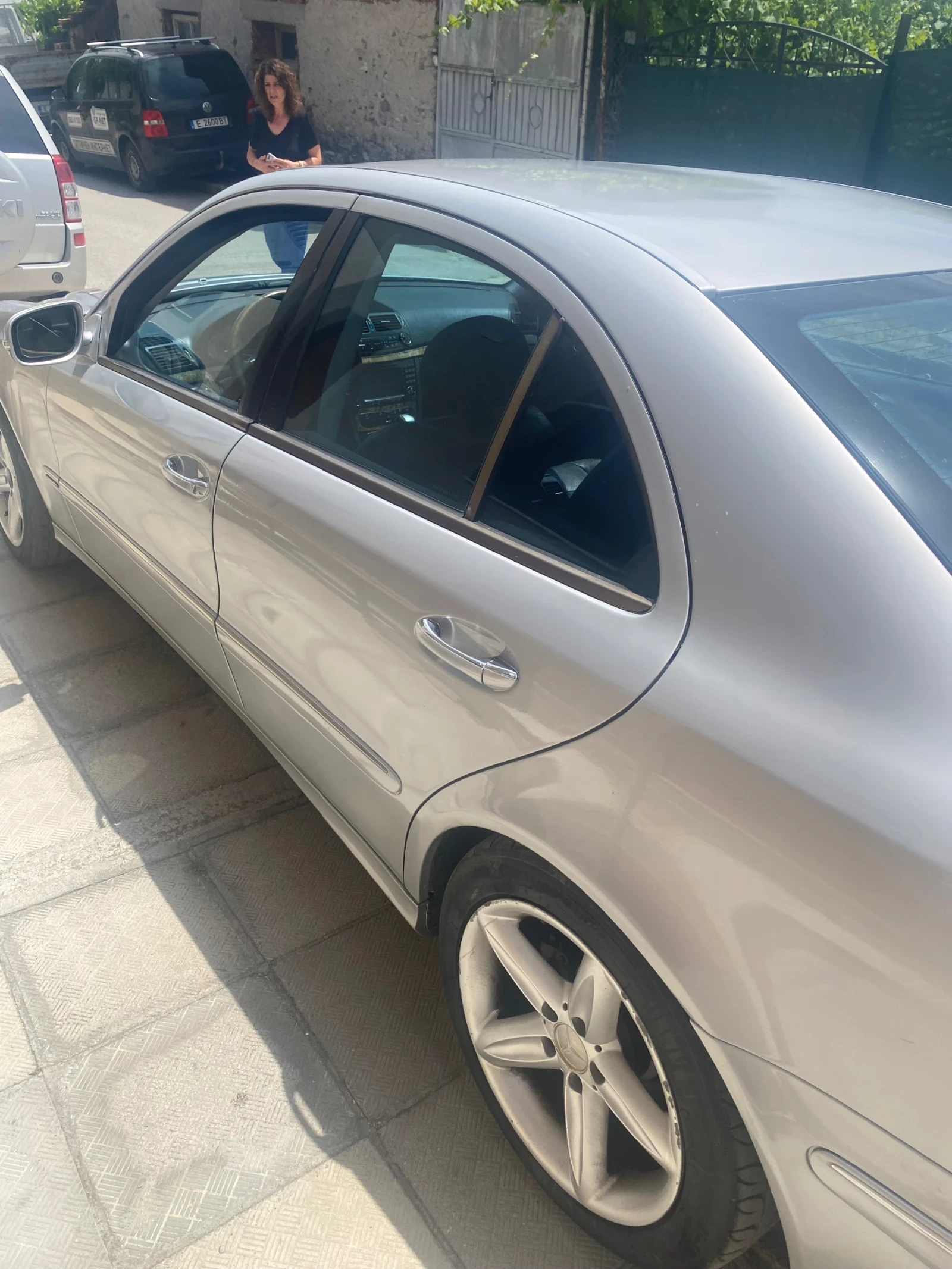 Mercedes-Benz E 270 W211, снимка 3 - Автомобили и джипове - 54934049