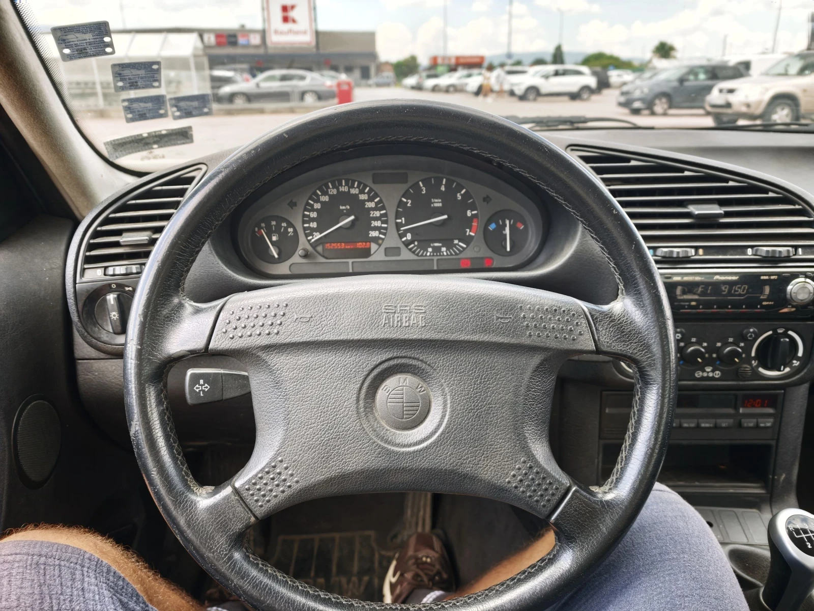 BMW 320, снимка 13 - Автомобили и джипове - 55180596