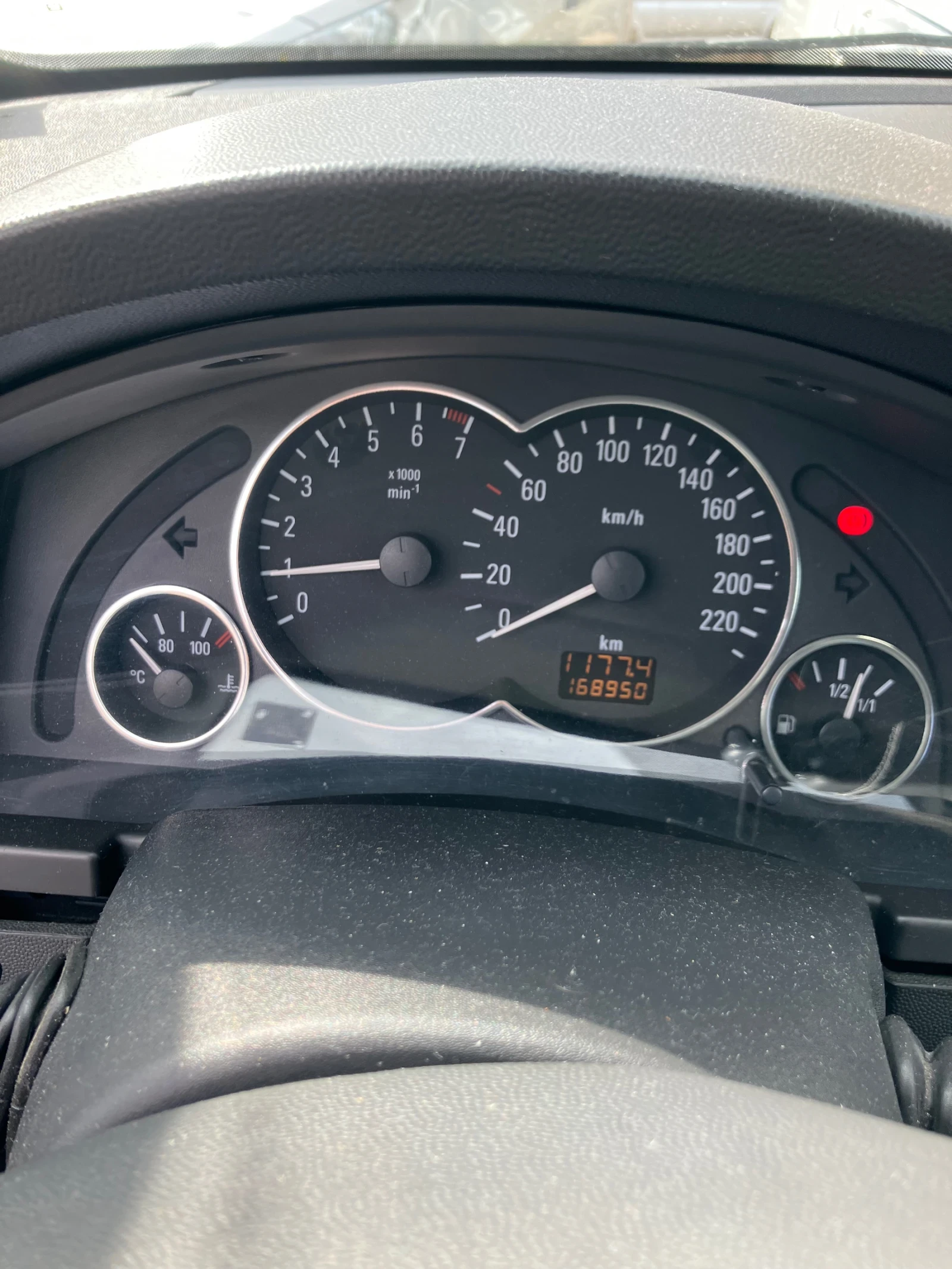 Opel Meriva, снимка 9 - Автомобили и джипове - 55732362