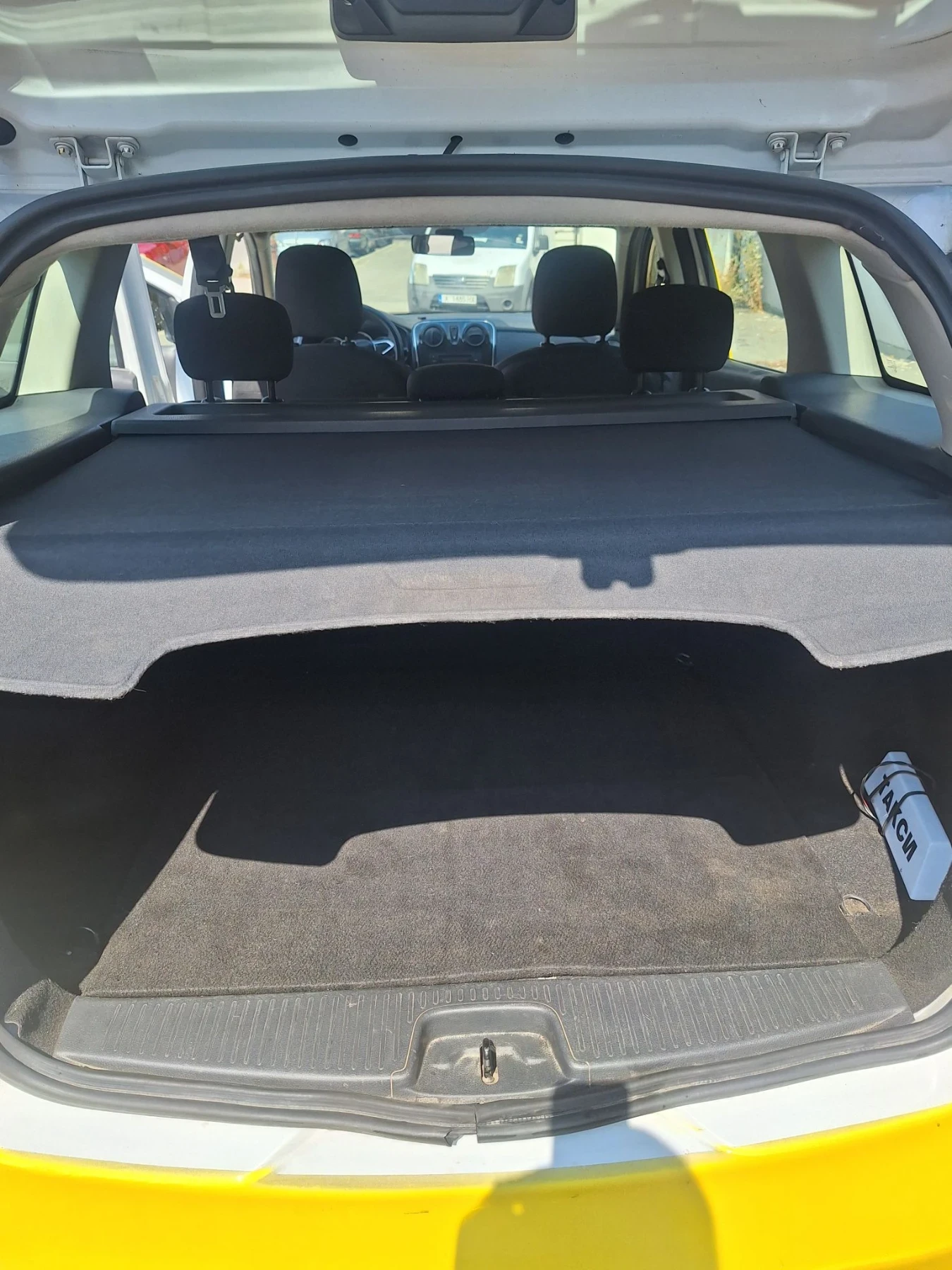 Dacia Logan 1.2 75кс, снимка 8 - Автомобили и джипове - 55798950