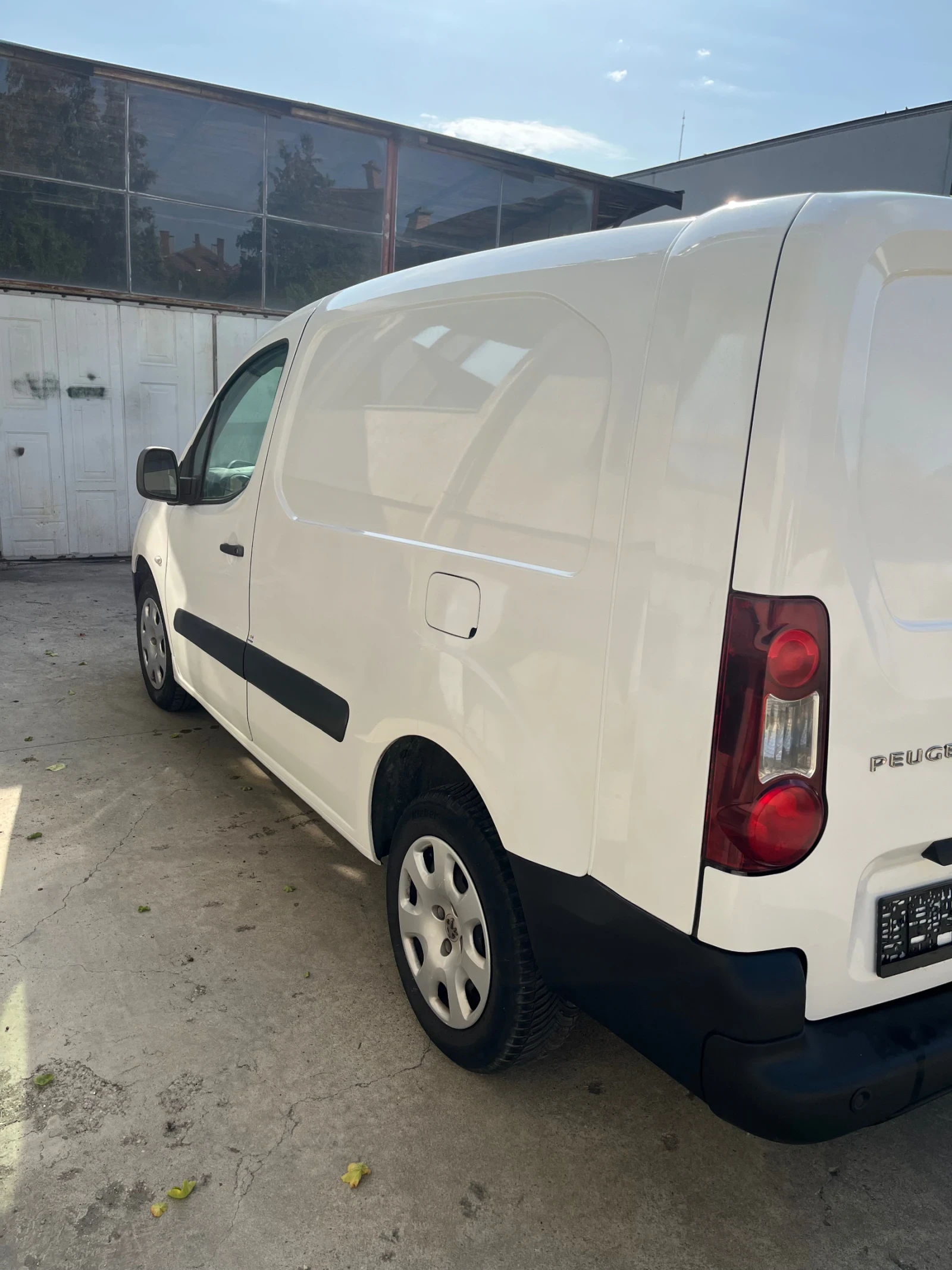 Peugeot Partner 1.6HDI MAXI, снимка 5 - Автомобили и джипове - 55947080