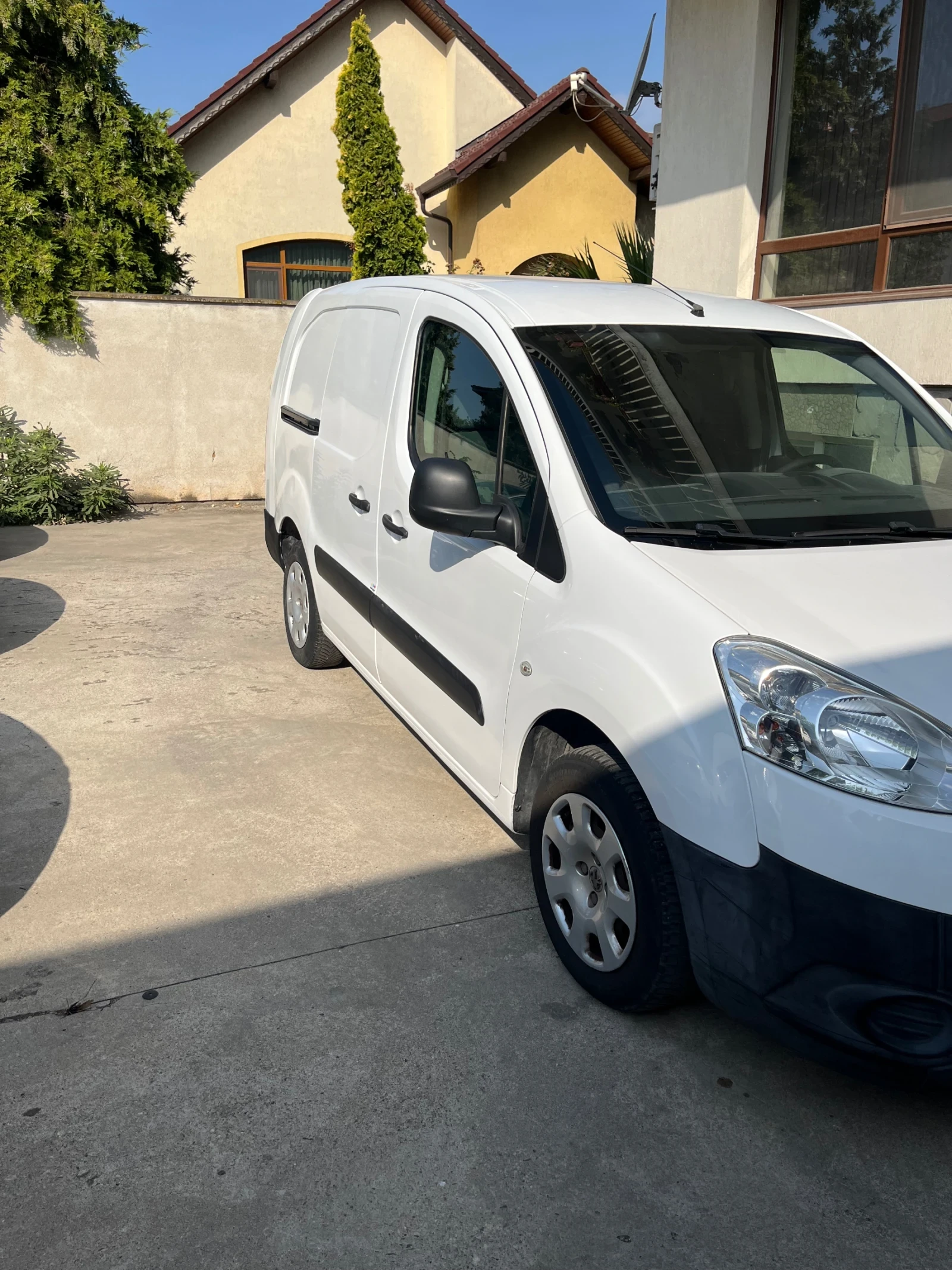Peugeot Partner 1.6HDI MAXI, снимка 3 - Автомобили и джипове - 55947080