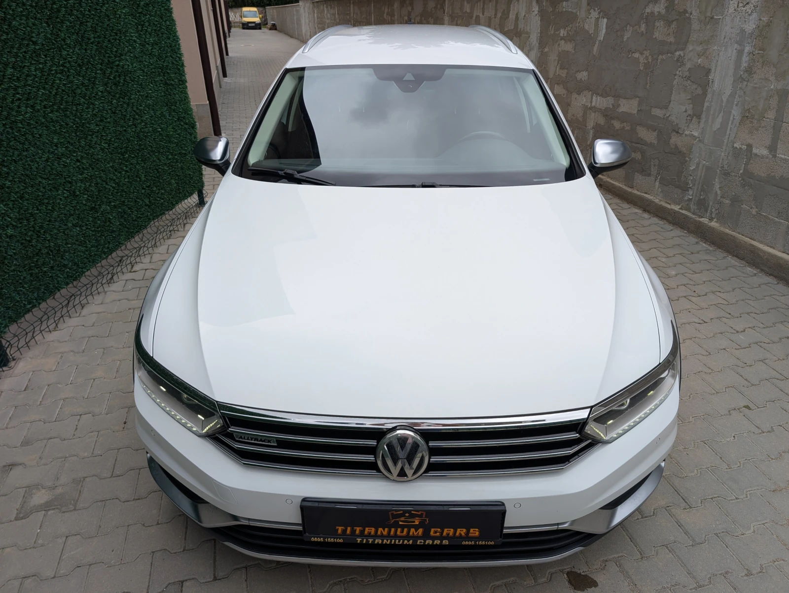 VW Alltrack 2.0TDI 190кс.* 4x4* Digital* Дистроник* LED* Ambie, снимка 2 - Автомобили и джипове - 56242426