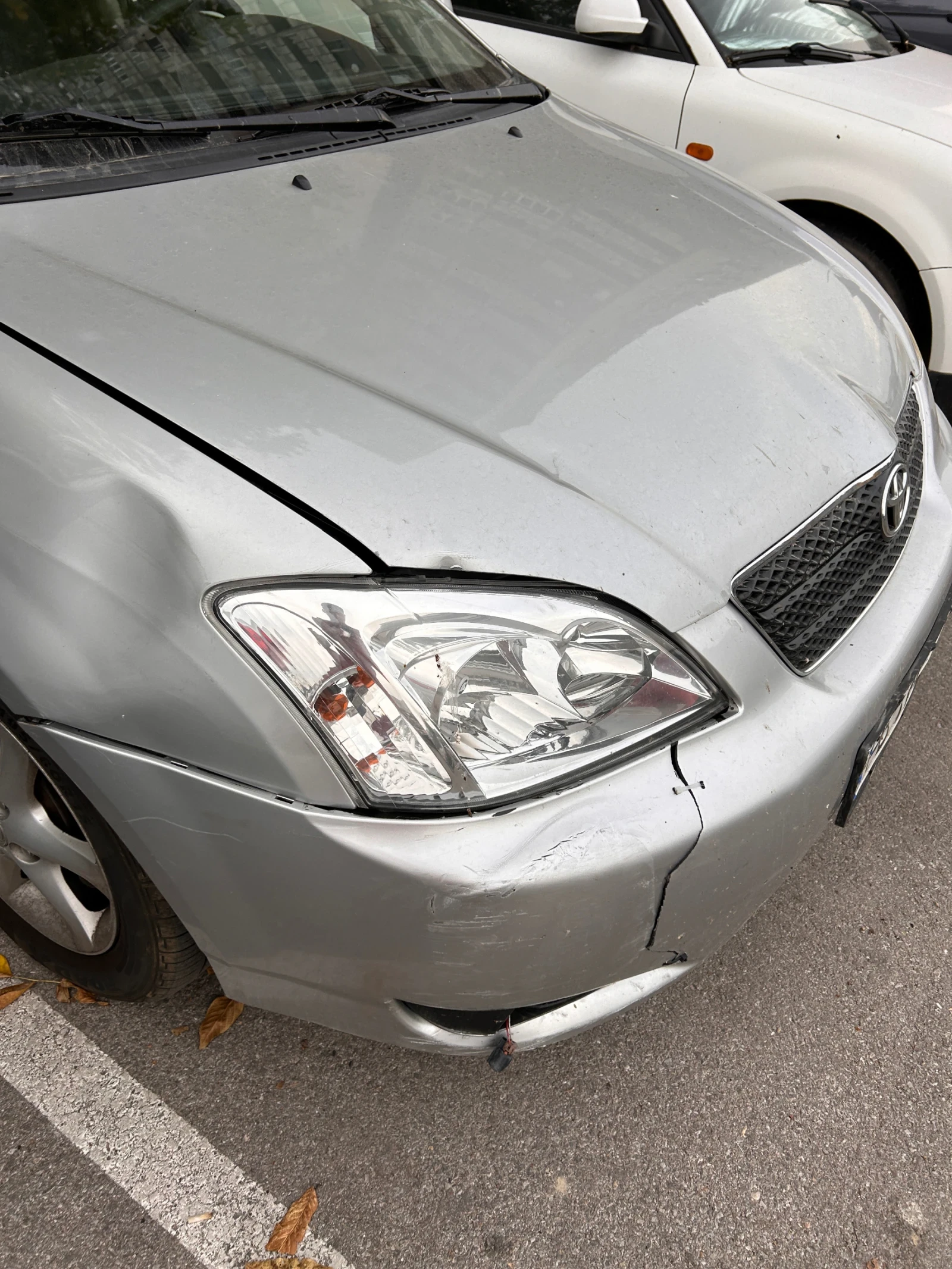 Toyota Corolla 1.6 vvti, снимка 3 - Автомобили и джипове - 56507279
