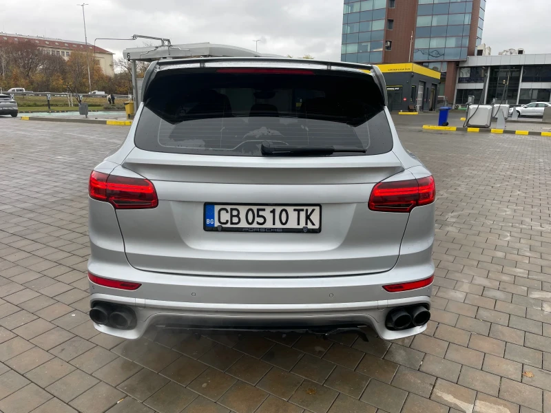 Porsche Cayenne 3.6, снимка 11 - Автомобили и джипове - 48033373