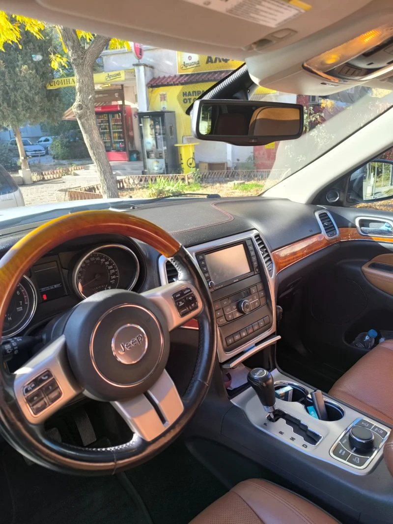 Jeep Grand cherokee 5.7 HEMI, снимка 14 - Автомобили и джипове - 48457021