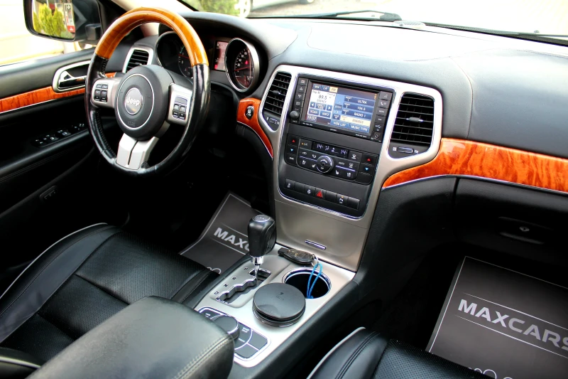 Jeep Grand cherokee OVERLAND 3.6i ГАЗ/СОБСТВЕН ЛИЗИНГ, снимка 12 - Автомобили и джипове - 50406168
