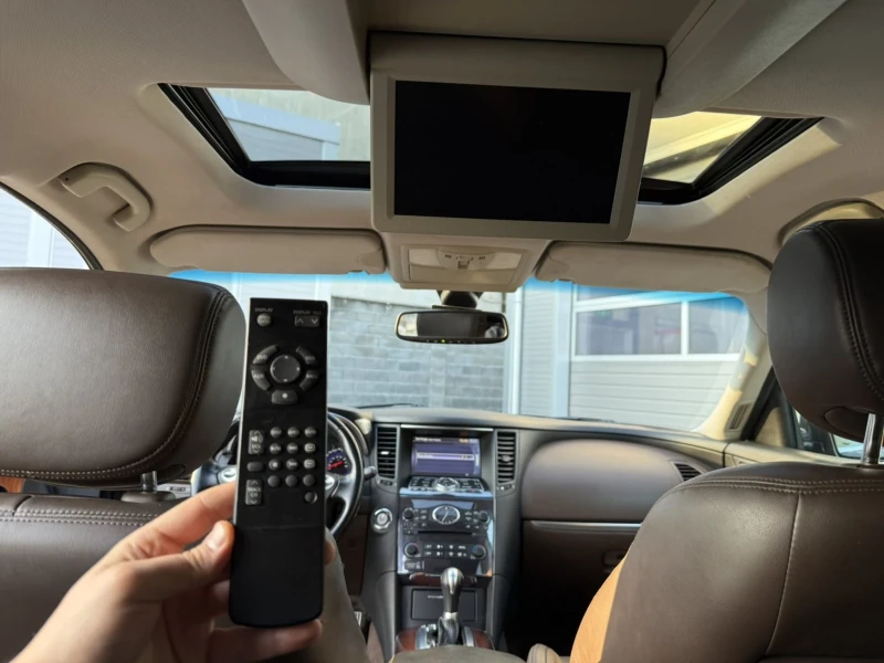 Infiniti Fx 50 5.0, снимка 16 - Автомобили и джипове - 52435795