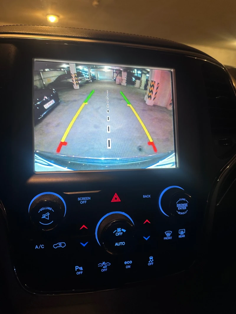 Jeep Grand cherokee 5.7 Hemi Summit, снимка 13 - Автомобили и джипове - 52900789