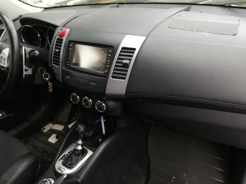 Peugeot 4007 2.2HDI automat, снимка 11 - Автомобили и джипове - 28396659