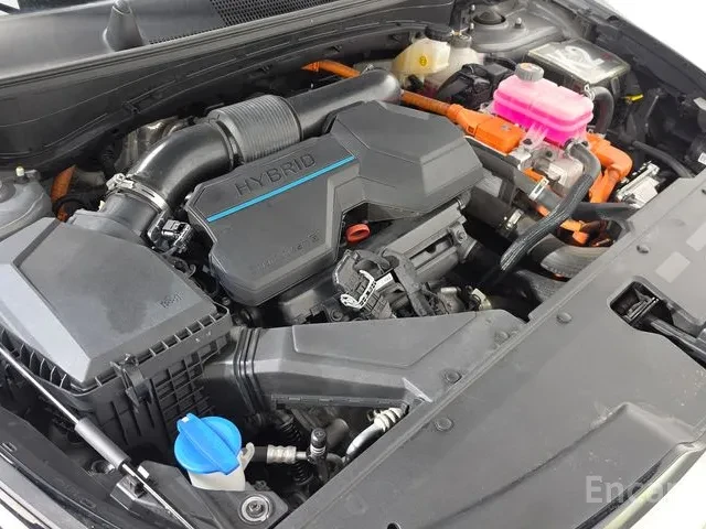 Kia Sportage 1.6 HYBRID, снимка 6 - Автомобили и джипове - 55531618