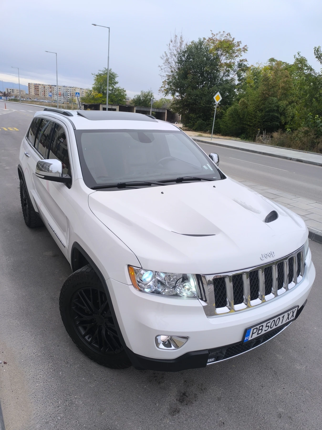 Jeep Grand cherokee 5.7 HEMI | Mobile.bg   1