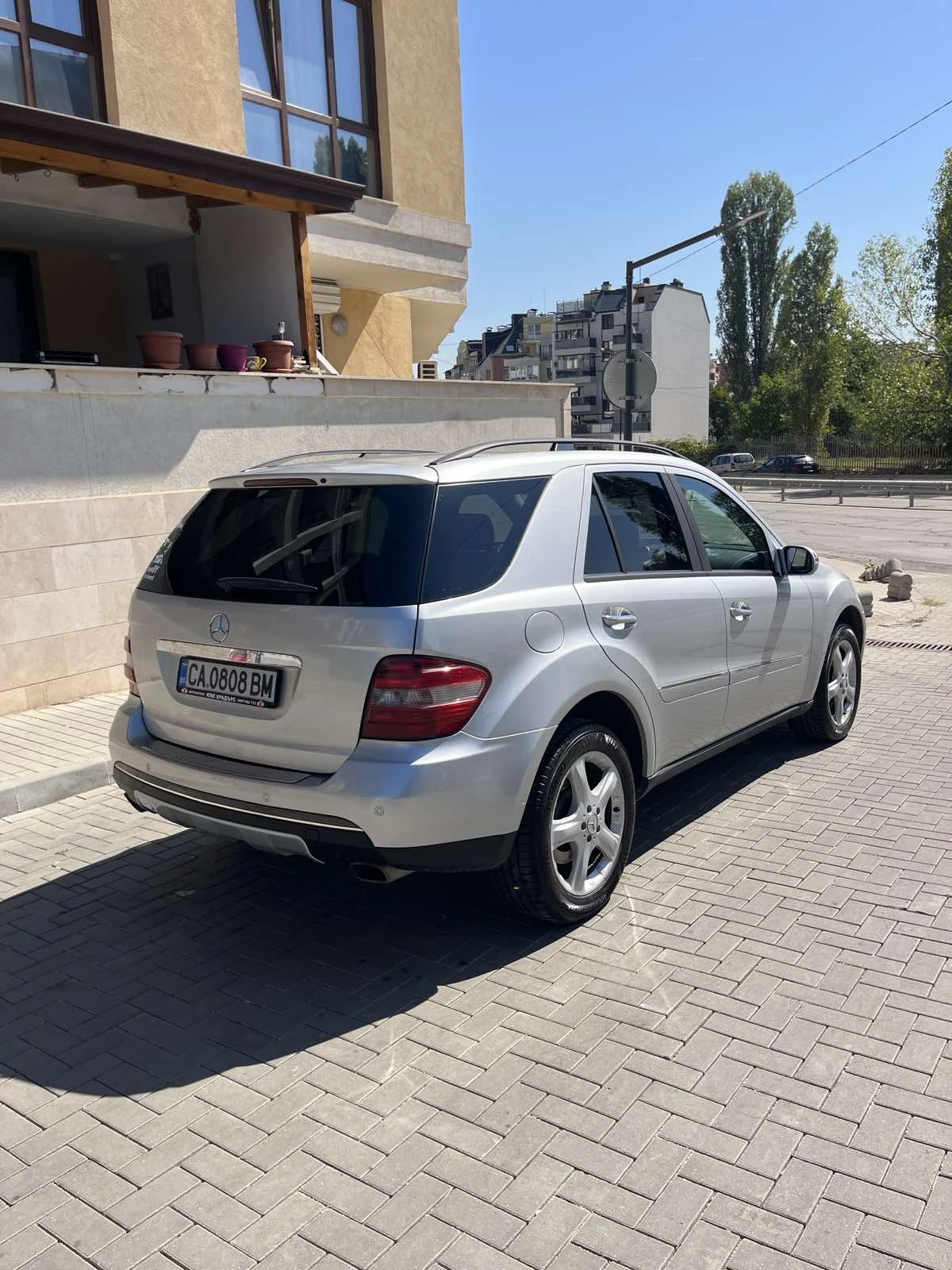 Mercedes-Benz ML 350  - изображение 6