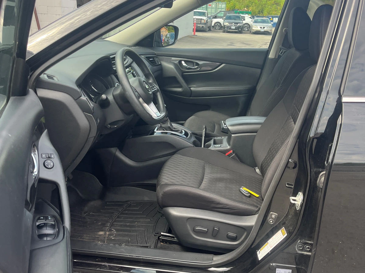 Nissan Rogue * АВТО КРЕДИТ* ЦЕНА ДО БГ * СЕРВИЗНА ИСТОРИЯ *  - изображение 6