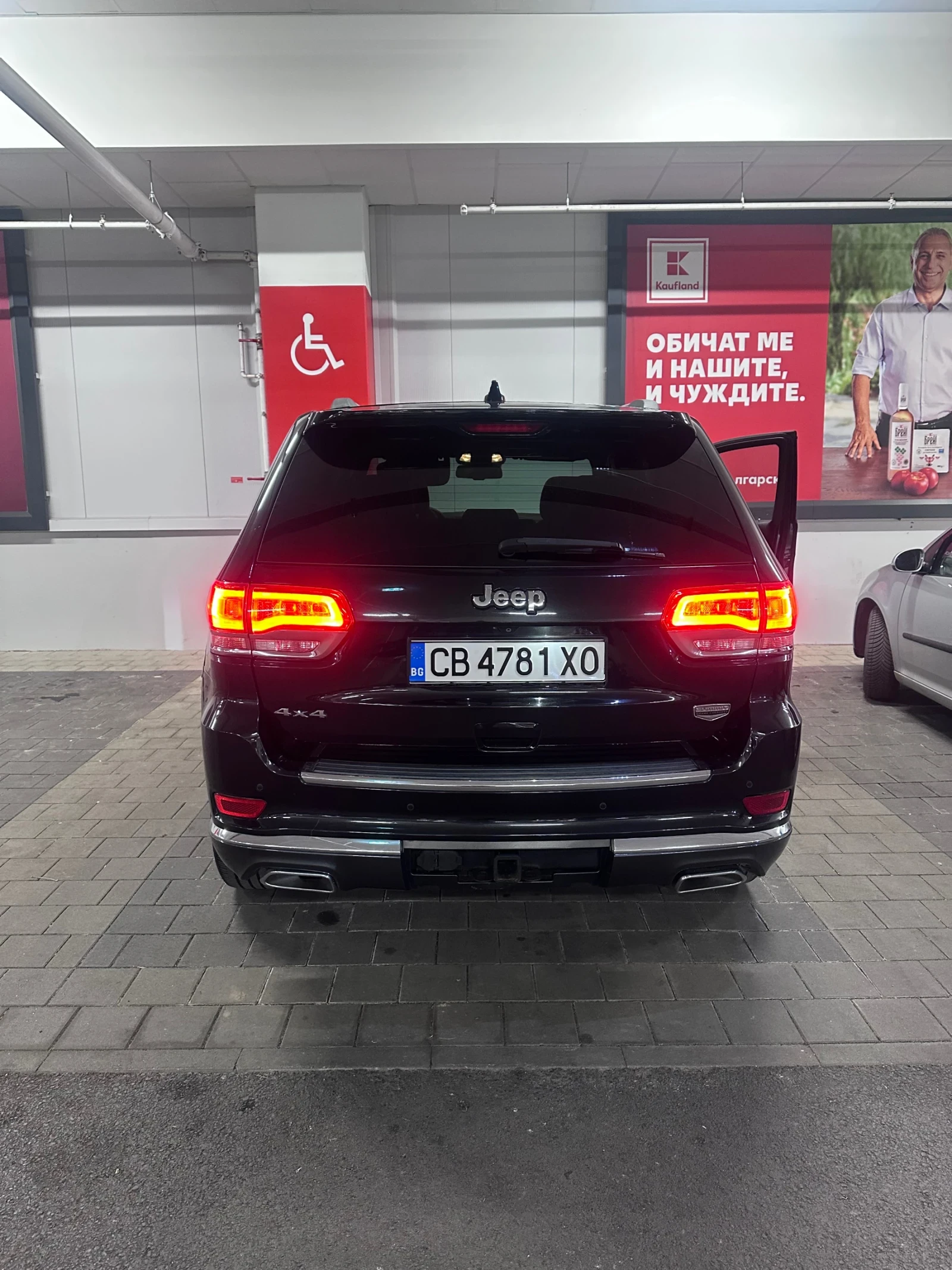 Jeep Grand cherokee 5.7 Hemi Summit | Mobile.bg � ����������� 3