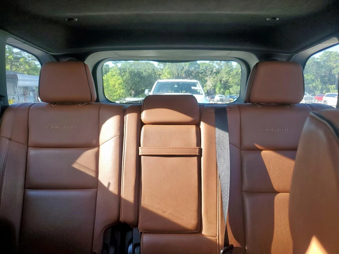 Jeep Grand cherokee SUMMIT / ОБДУХВАНЕ / HARMAN / DISTRONIC     - изображение 10