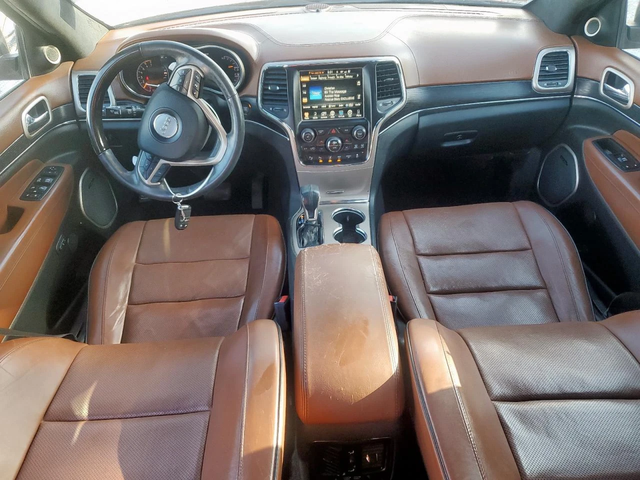 Jeep Grand cherokee SUMMIT / ОБДУХВАНЕ / HARMAN / DISTRONIC     - изображение 8