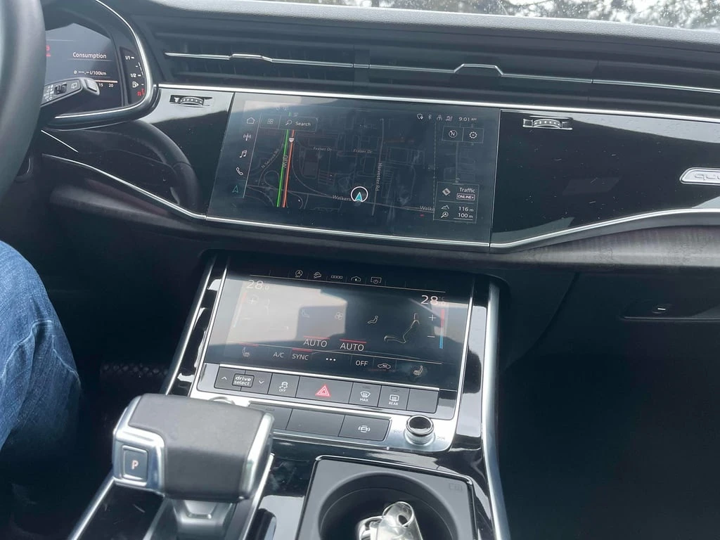 Audi Q7 * Komfort * CARFAX * БЕЗ ПЪРВОНАЧАЛНА ВНОСКА - изображение 9