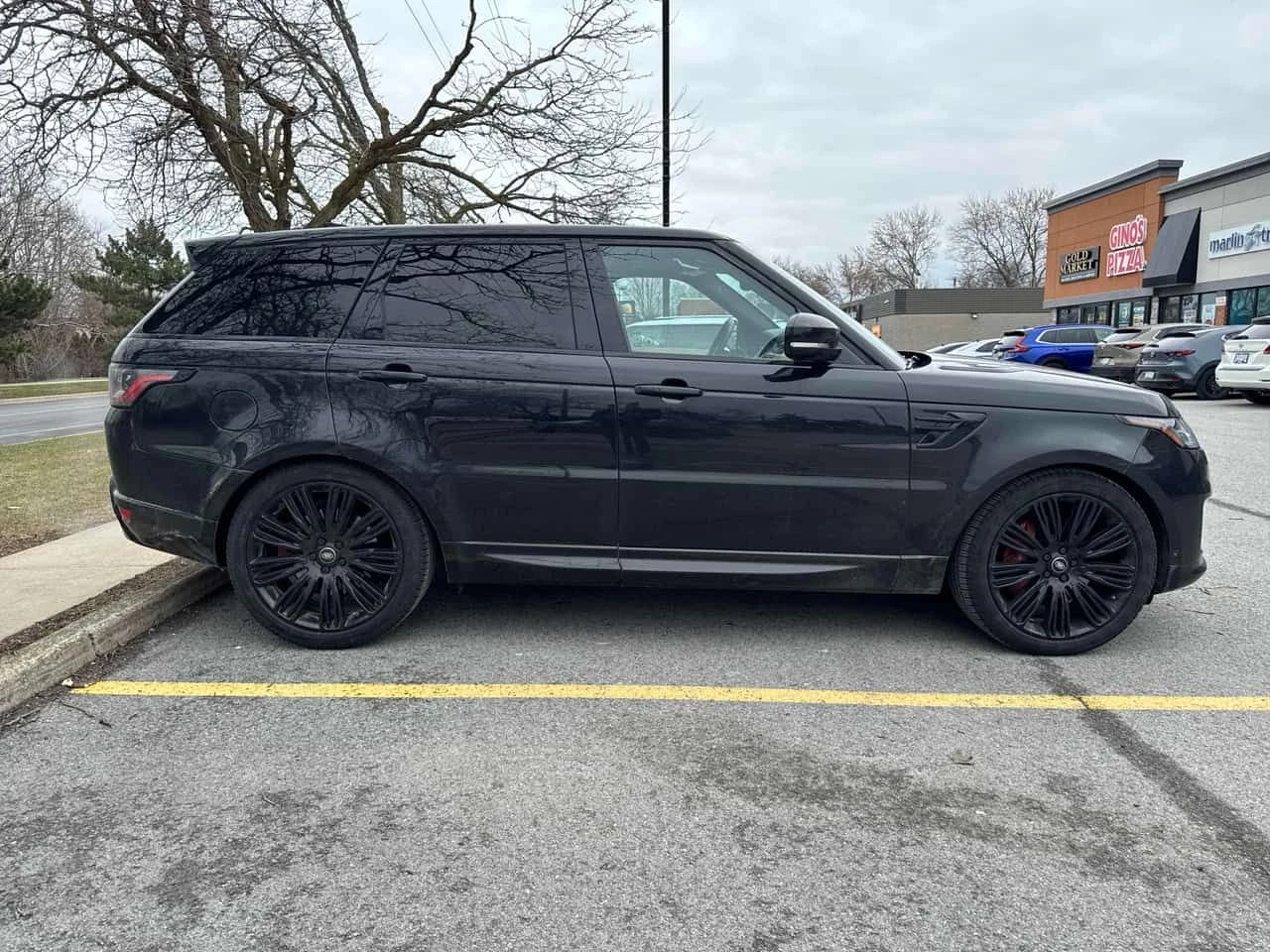 Land Rover Range Rover Sport * HSE Dynamic * CARFAX * ПАНО * KEYLESS * ПОДГРЕВИ, снимка 3 - Автомобили и джипове - 53942344