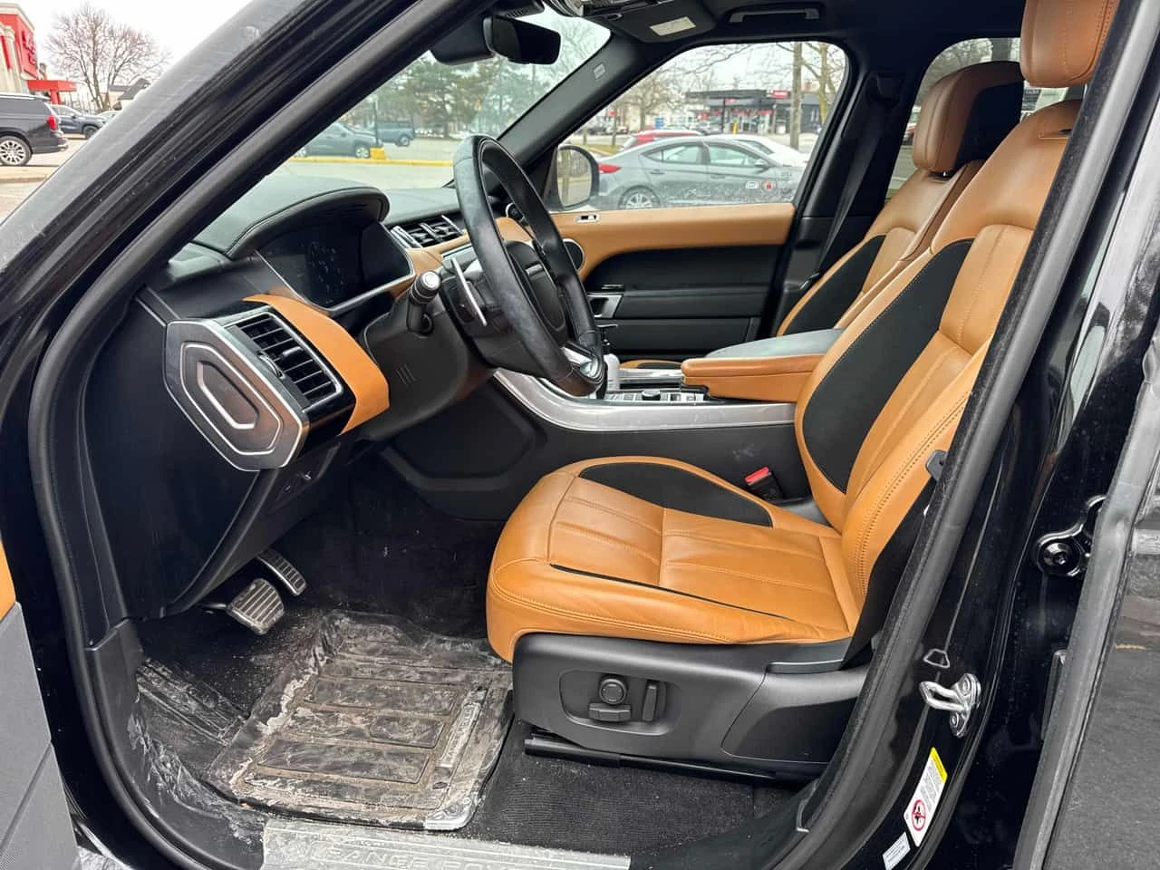 Land Rover Range Rover Sport * HSE Dynamic * CARFAX * ПАНО * KEYLESS * ПОДГРЕВИ, снимка 5 - Автомобили и джипове - 53942344