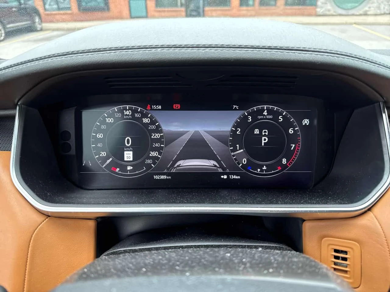 Land Rover Range Rover Sport * HSE Dynamic * CARFAX * ПАНО * KEYLESS * ПОДГРЕВИ, снимка 8 - Автомобили и джипове - 53942344