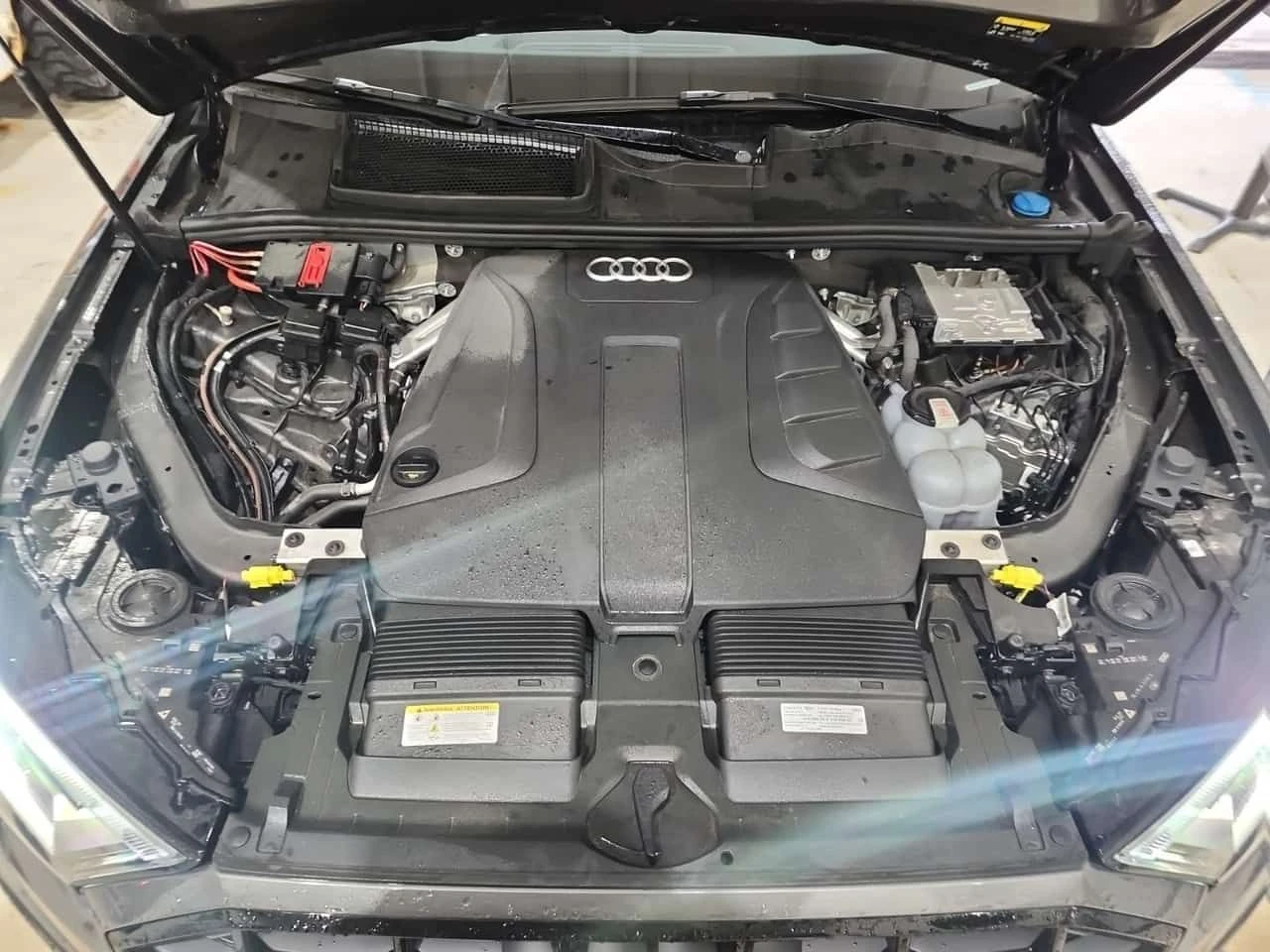 Audi Q7 45TFSI * KOMFORT * CARFAX * Без инциденти * , снимка 15 - Автомобили и джипове - 53991245