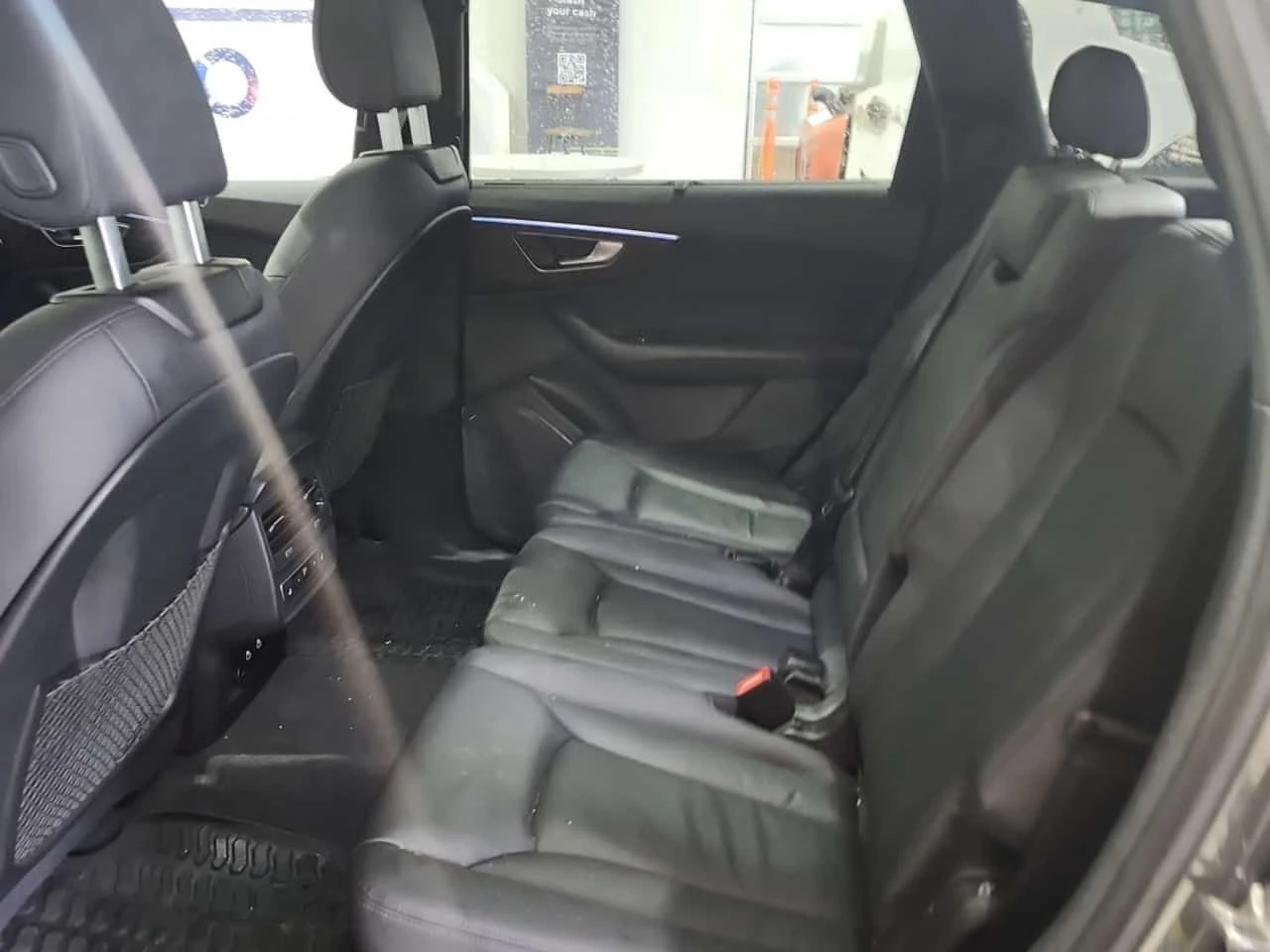 Audi Q7 45TFSI * KOMFORT * CARFAX * Без инциденти * , снимка 10 - Автомобили и джипове - 53991245